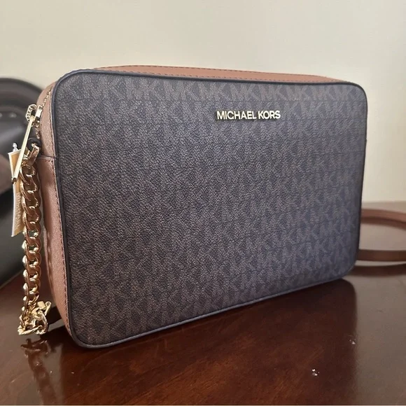 Michael Kors Jet Set Large East West Crossbody bag